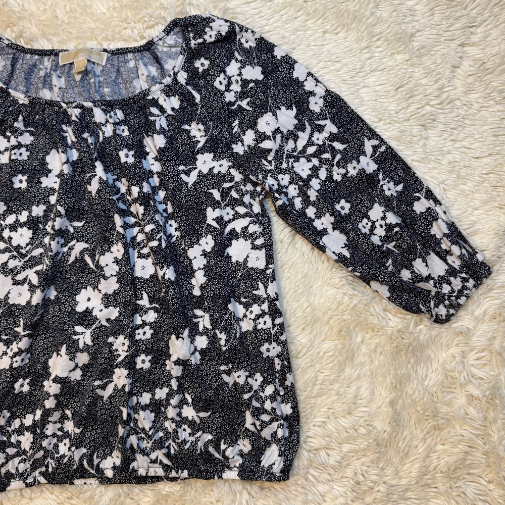 Michael Kors Floral Scoop Neck Blue & White 3/4 Sleeve Top